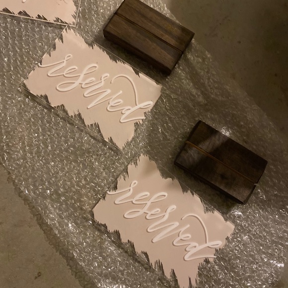 Reserved Table Signs - Picture 2 of 3